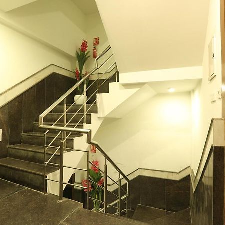 Hotel Qualia Suites At Delhi Airport New Delhi Buitenkant foto