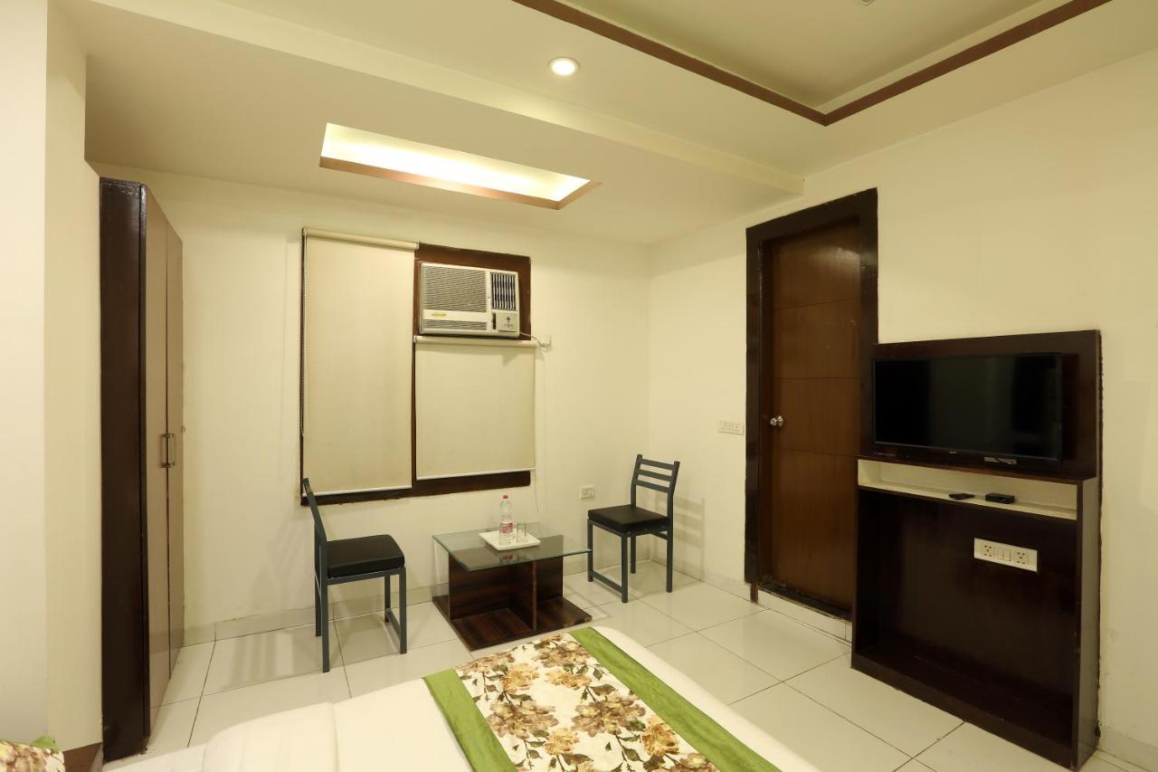 Hotel Qualia Suites At Delhi Airport New Delhi Buitenkant foto