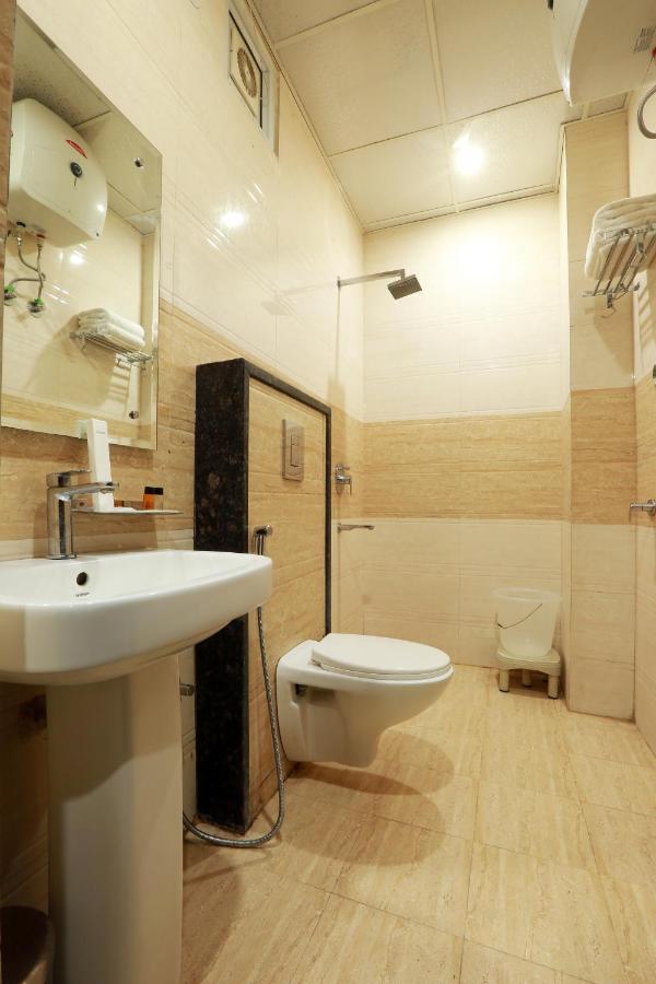 Hotel Qualia Suites At Delhi Airport New Delhi Buitenkant foto